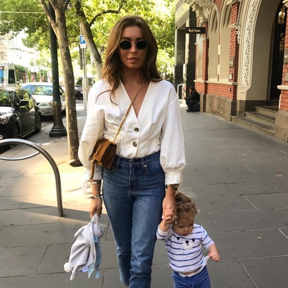 Zara Tops - ❤️Blogger’s Favorite ZARA top XS